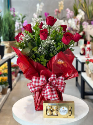 Buquê Amor - rosas vermelhas com chocolates